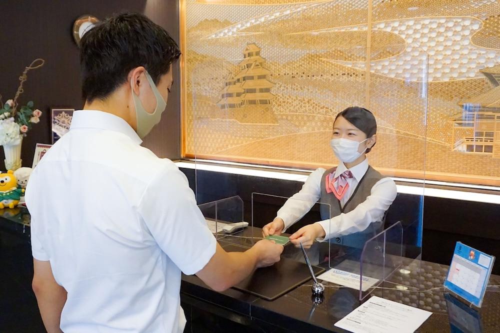 Hotel Route-Inn Saiki Ekimae Ngoại thất bức ảnh