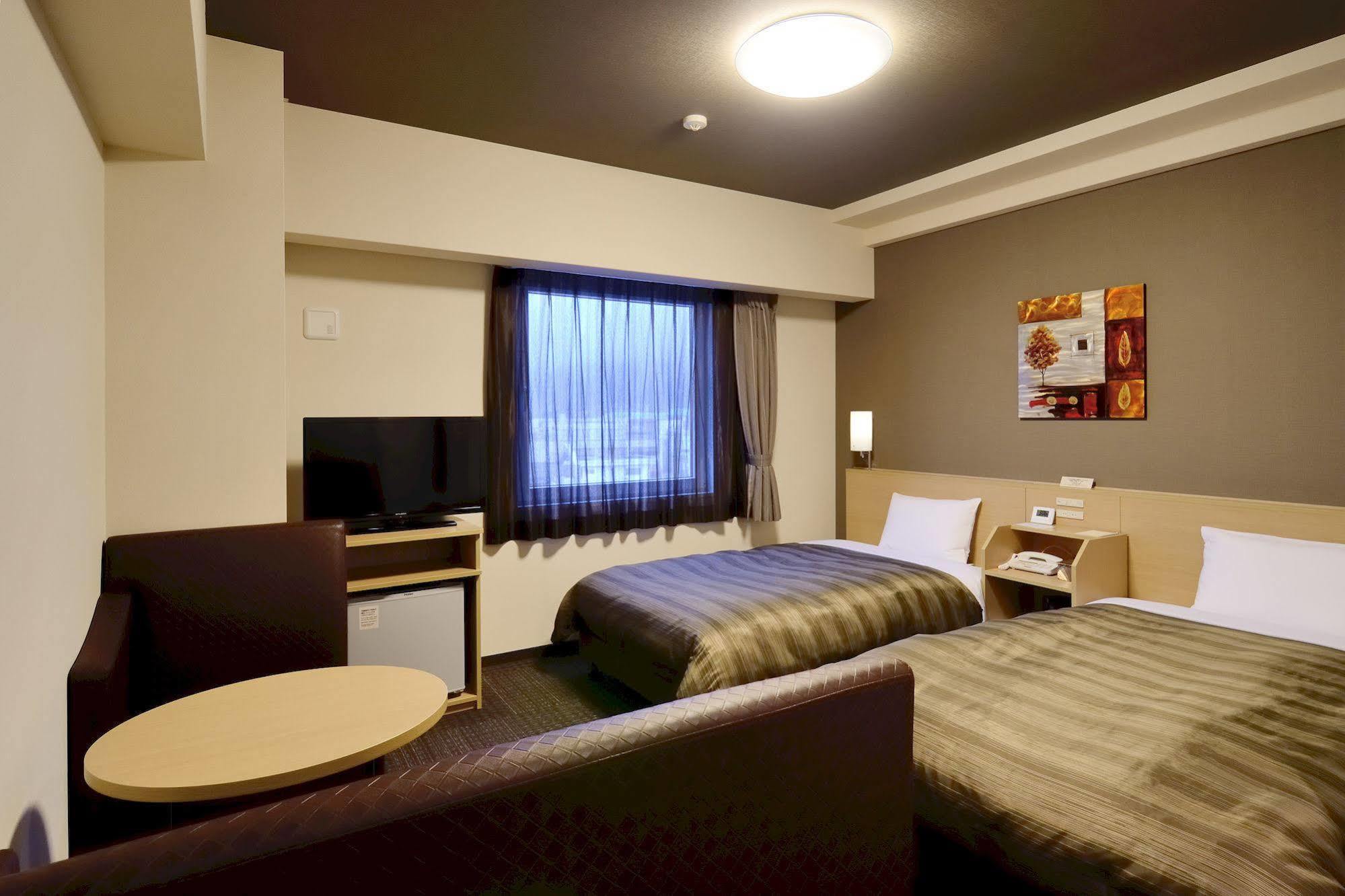 Hotel Route-Inn Saiki Ekimae Ngoại thất bức ảnh